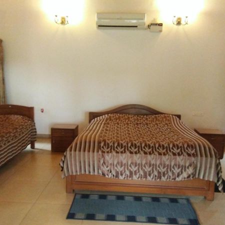 Hampi Heritage & Wilderness Resort-Jungle Lodges Kamalapur Exterior foto
