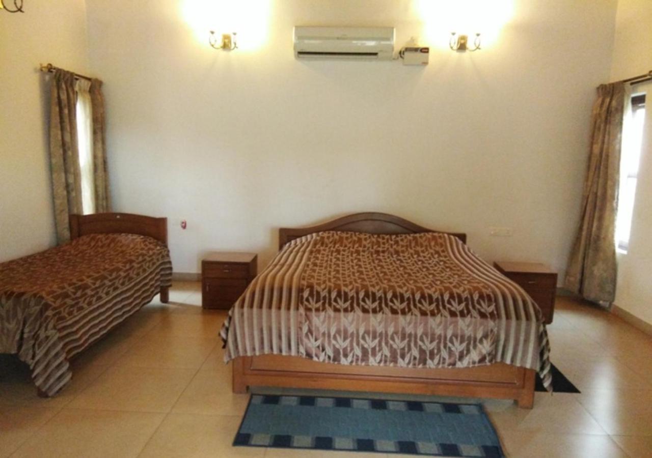 Hampi Heritage & Wilderness Resort-Jungle Lodges Kamalapur Exterior foto