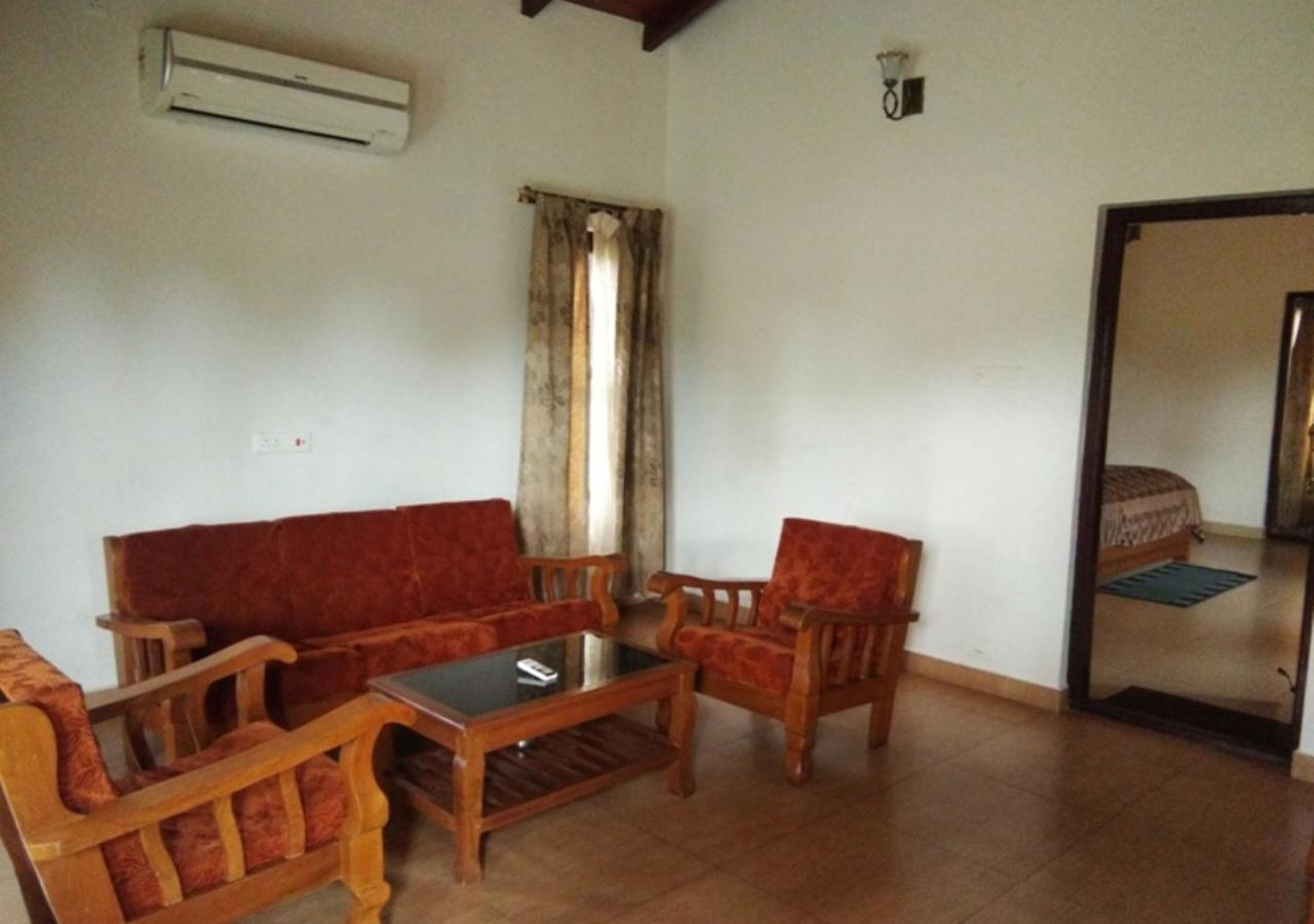 Hampi Heritage & Wilderness Resort-Jungle Lodges Kamalapur Exterior foto